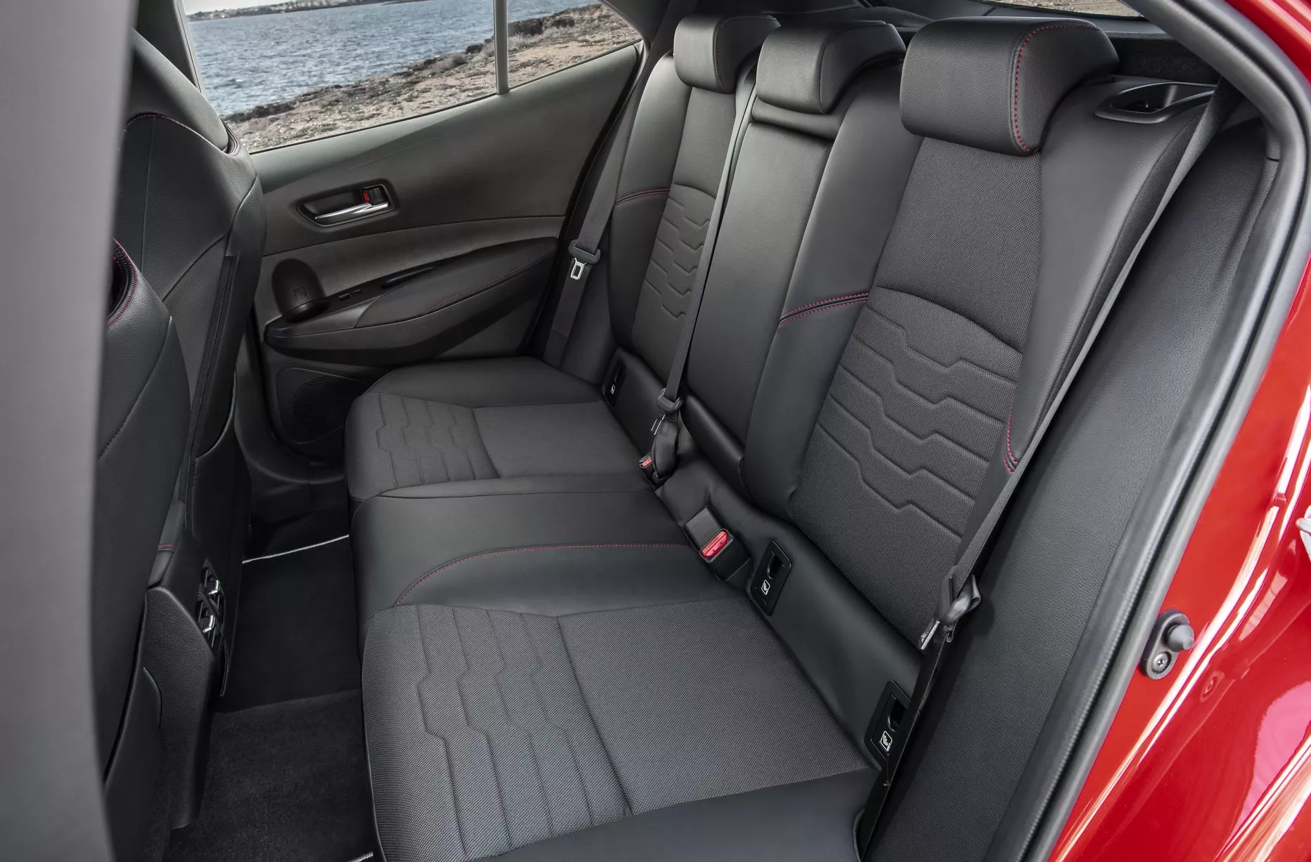 Toyota Corrola Cross. 5