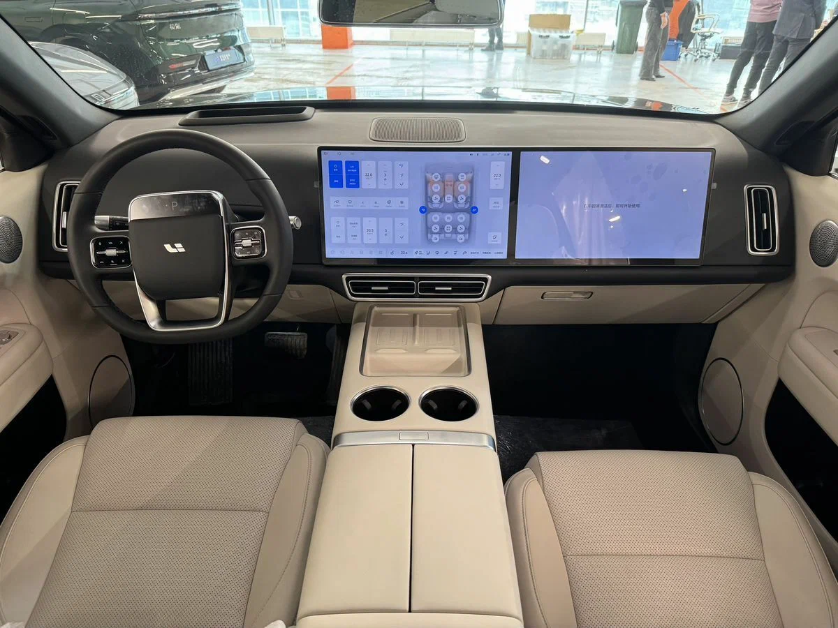 Lexiang L6- foto salona